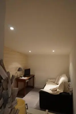 Télévision ou salle de divertissement dans l'établissement NO000-4BC Mais 3 pièces - 4 couchages NOIRMOUTIER EN L'ILE