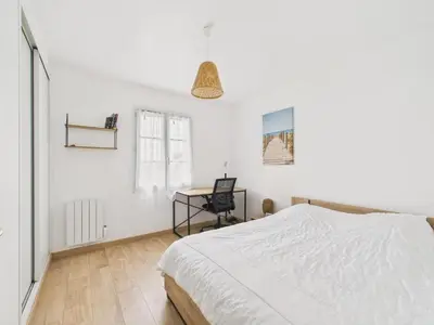 Un ou plusieurs lits dans un hébergement de l'établissement 800m de la plage, jolie maison pour 6 avec jardin
