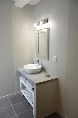 Salle de bains dans l'établissement Les Agîtés