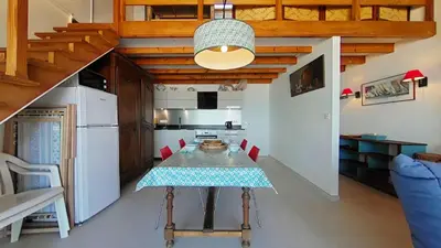 Cuisine ou kitchenette dans l'établissement NO110-007 Appart Studio Mezz - 4 couchages NOIRMOUTIER EN L'ILE