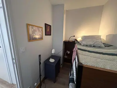Un ou plusieurs lits dans un hébergement de l'établissement Studio avec cabines - 4 personnes - Parking - Proche plage - FR-1-224C-367