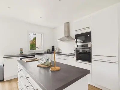 Cuisine ou kitchenette dans l'établissement Maison tout confort pour 6 avec jardin et jacuzzi