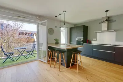 Cuisine ou kitchenette dans l'établissement Le cocon des olivettes - 5 people - CHU - Parking