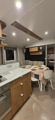 Cuisine ou kitchenette dans l'établissement Sejour au Bois Dormant 88