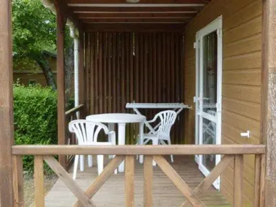 Terrasse ou espace extérieur de l'établissement Chalet douillet avec terrasse - 16m² pour 2 personnes - API-1-52-1729