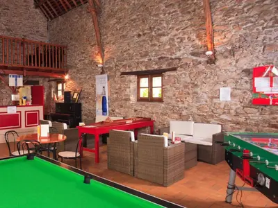 Billard dans l'établissement Location Mobil-home, 2 Chambres, Terrasse - API-1-52-1732