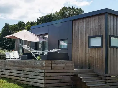 Jardin de l'établissement Mobil Home Confort avec Terrasse pour 6 pers. - API-1-52-1743