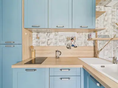 Cuisine ou kitchenette dans l'établissement 100 m de la plage, terrasse, maison pour 2