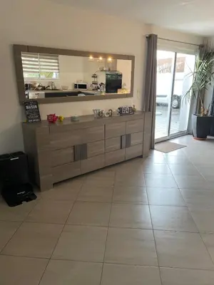 Cuisine ou kitchenette dans l'établissement Maison familiale à 10 min des plages