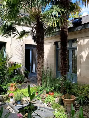 Jardin de l'établissement Les Pénates de Loire
