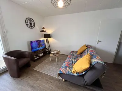 Télévision ou salle de divertissement dans l'établissement SH210-03C - Appart 2 pièces 3 couchages SAINT HILAIRE DE RIEZ