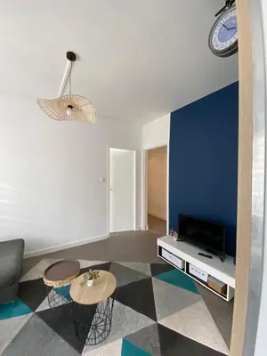 Télévision ou salle de divertissement dans l'établissement Appartement T4 - 3 chambres