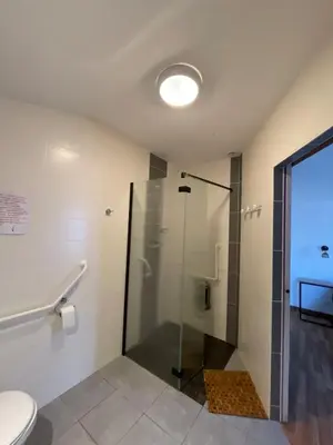 Salle de bains dans l'établissement Maison 100m2 chez Gaston