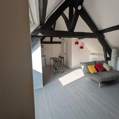 Appartement 2 chambres avec salon et cuisine ouverte à Châteaubriant Confort et centralité