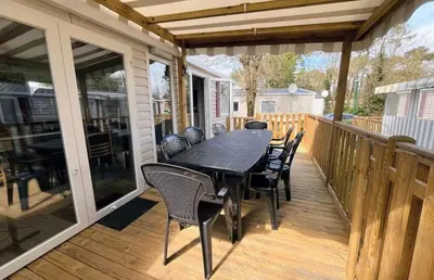 Balcon ou terrasse dans l'établissement Mobil-home 6 personnes Camping 4 etoiles
