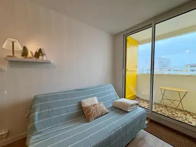 Un ou plusieurs lits dans un hébergement de l'établissement Éclatant Apt 5 pers avec Balcon et Garage - FR-1-323-599
