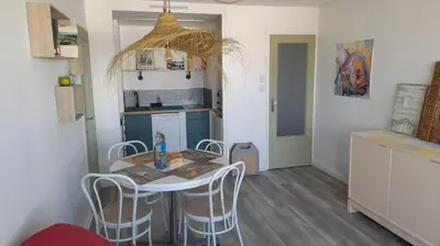 Cuisine ou kitchenette dans l'établissement RIEZ Entre Mer et Dunes