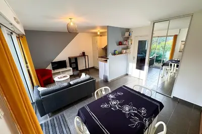 Cuisine ou kitchenette dans l'établissement Lumineux T3 avec Terrasse au Cœur de Nantes