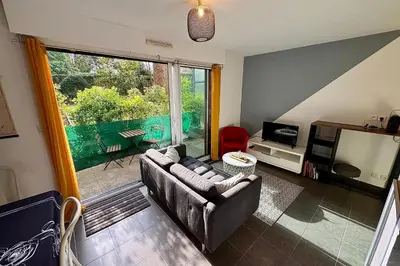 Coin salon dans l'établissement Lumineux T3 avec Terrasse au Cœur de Nantes