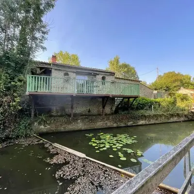 Ancien Moulin avec Terrasse et Cheminée