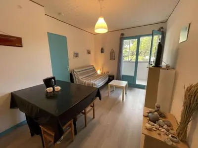Coin salon dans l'établissement SH400-29P Appart 2 pièces 4 couchages SAINT HILAIRE DE RIEZ