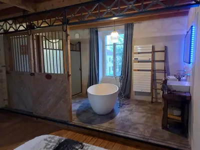 Salle de bains dans l'établissement Gîte du Parc des Lavandières