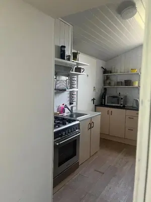 Cuisine ou kitchenette dans l'établissement Spacieuse Maison à Pouzauges - Accueille 14 Personnes