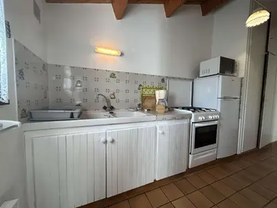 Cuisine ou kitchenette dans l'établissement NO000-2CD Mais 2 pièces - 4 couchages NOIRMOUTIER EN L'ILE