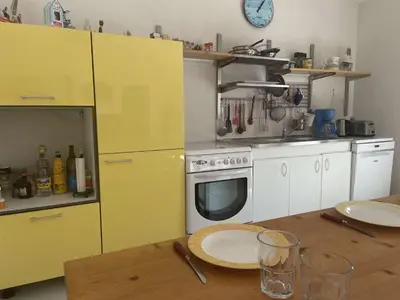 Cuisine ou kitchenette dans l'établissement BA000-08A Mais 4 pièces - 6 couchages BARBATRE