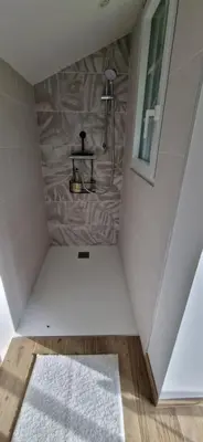 Salle de bains dans l'établissement Gite la Berlotte