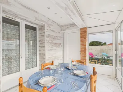 Balcon ou terrasse dans l'établissement Maison pour 5 avec jardin, plage à 500 m