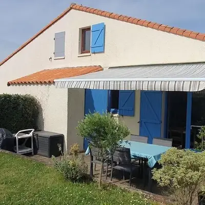 Maisonnette accès direct chemin côtier