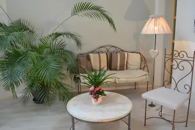 Coin salon dans l'établissement Le Logis De Saint-Martin