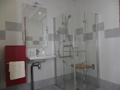 Salle de bains dans l'établissement Le Logis De Saint-Martin