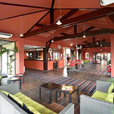 ibis Styles Segre