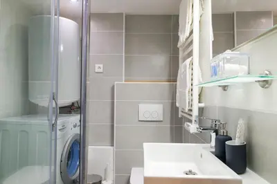 Salle de bains dans l'établissement Unsejouranantes - Le Magellan