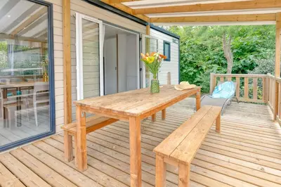 Balcon ou terrasse dans l'établissement Camping Le Village de la Mer