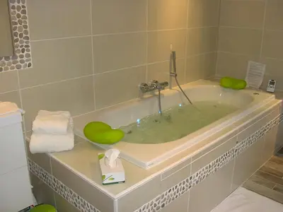 Salle de bains dans l'établissement Genêts d'Armor