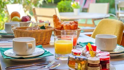 Nourriture dans l'hôtel ou à proximité