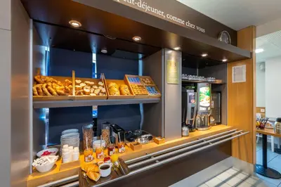 Nourriture dans l'hôtel ou à proximité