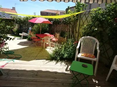 Jardin de l'établissement Maison De Village