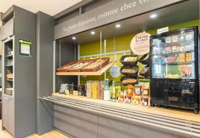 Nourriture dans l'hôtel ou à proximité