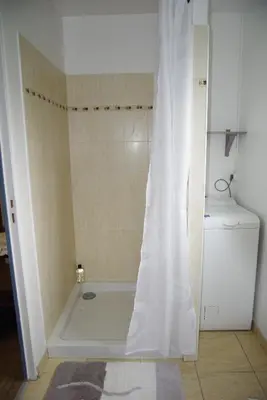 Salle de bains dans l'établissement Gîte De La Tulipe