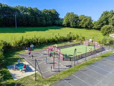 Aire de jeux pour enfants de l'établissement Camping Capfun La Bretèche
