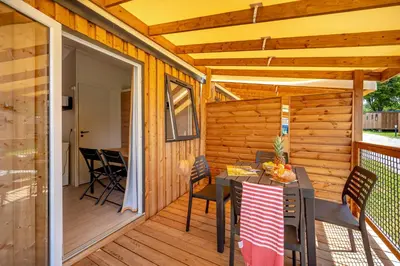 Terrasse ou espace extérieur de l'établissement Camping Capfun La Bretèche