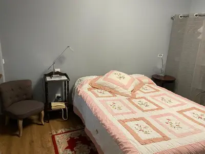Un ou plusieurs lits dans un hébergement de l'établissement Cit'Hotel Marie Stuart