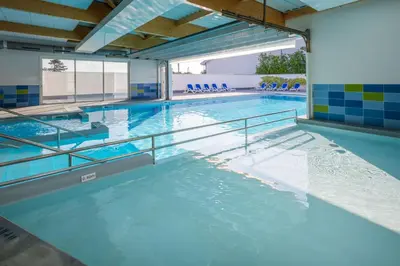 Piscine de l'établissement Résidence Odalys Domaine des Pins - Bois de la Chaise ou située à proximité