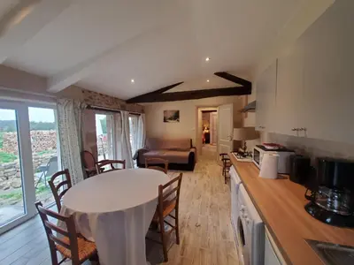 Cuisine ou kitchenette dans l'établissement Gites De La Brunière