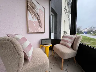 Coin salon dans l'établissement Le 2 by Hotel Akena - Nantes Beaujoire, Porte de Sainte Luce