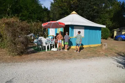 Clients de l'établissement Camping La Venise Du Bocage